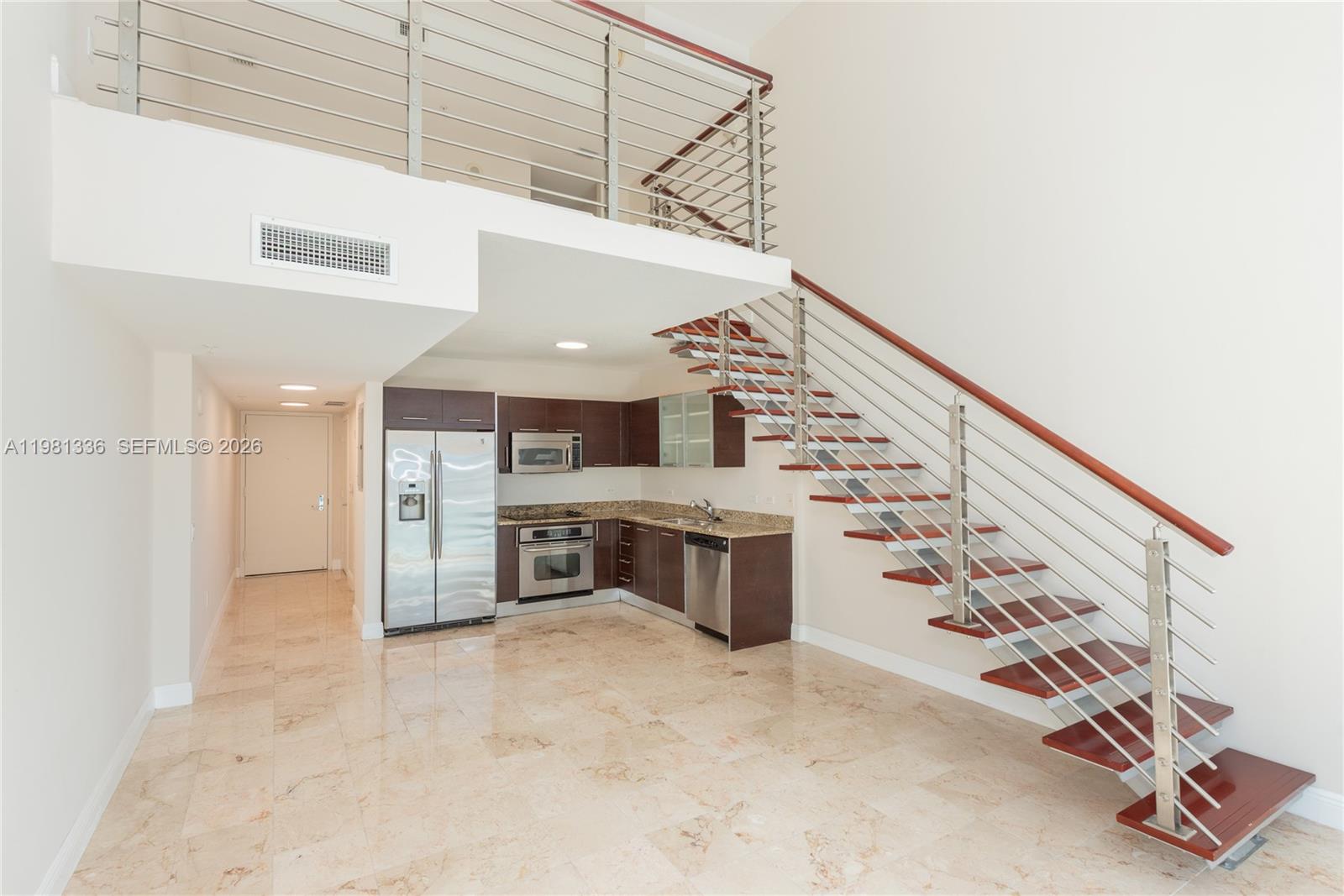 41 SE 5th St #804, Miami FL 33131
