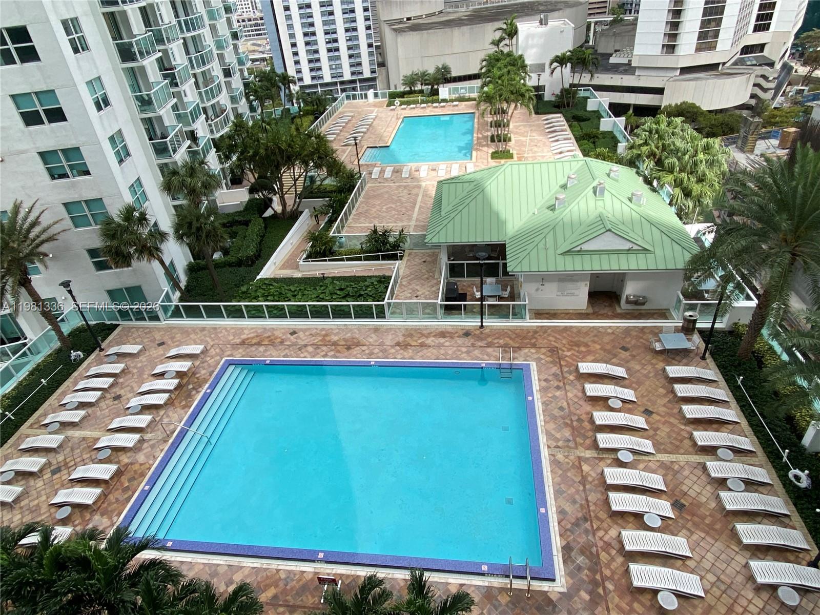 41 SE 5th St #804, Miami FL 33131