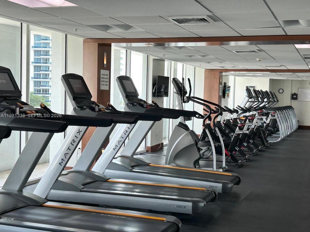 41 SE 5th St #804, Miami FL 33131