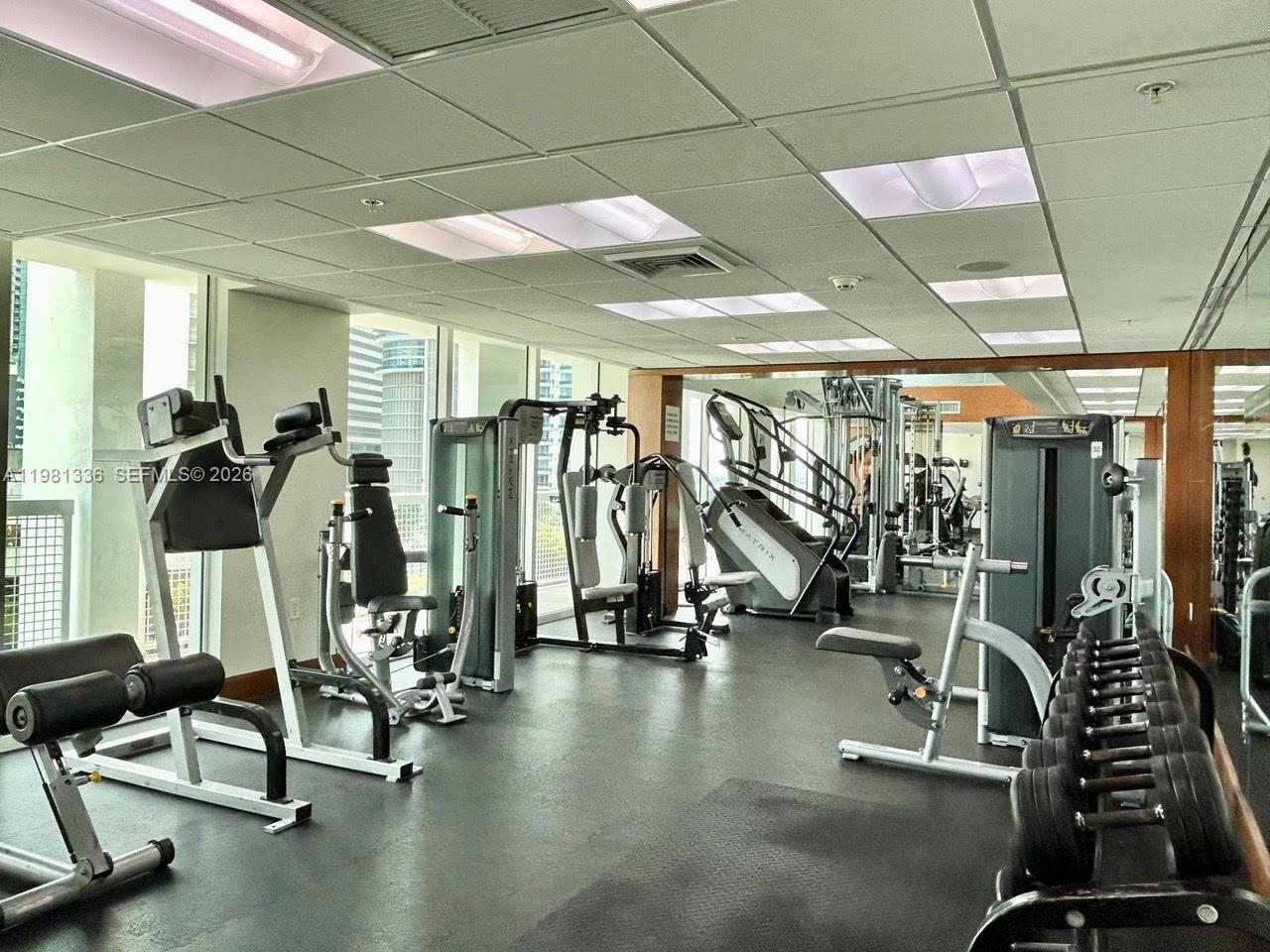 41 SE 5th St #804, Miami FL 33131