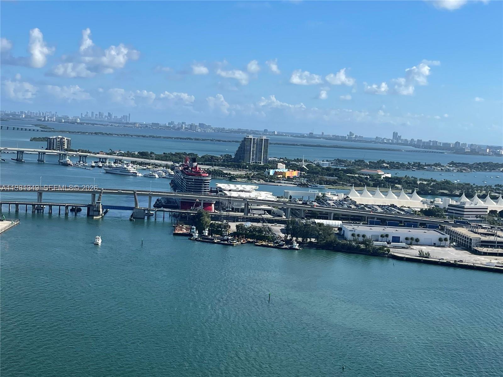 335 S Biscayne Blvd #3610, Miami FL 33131