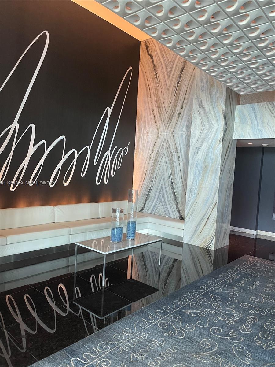 335 S Biscayne Blvd #3610, Miami FL 33131