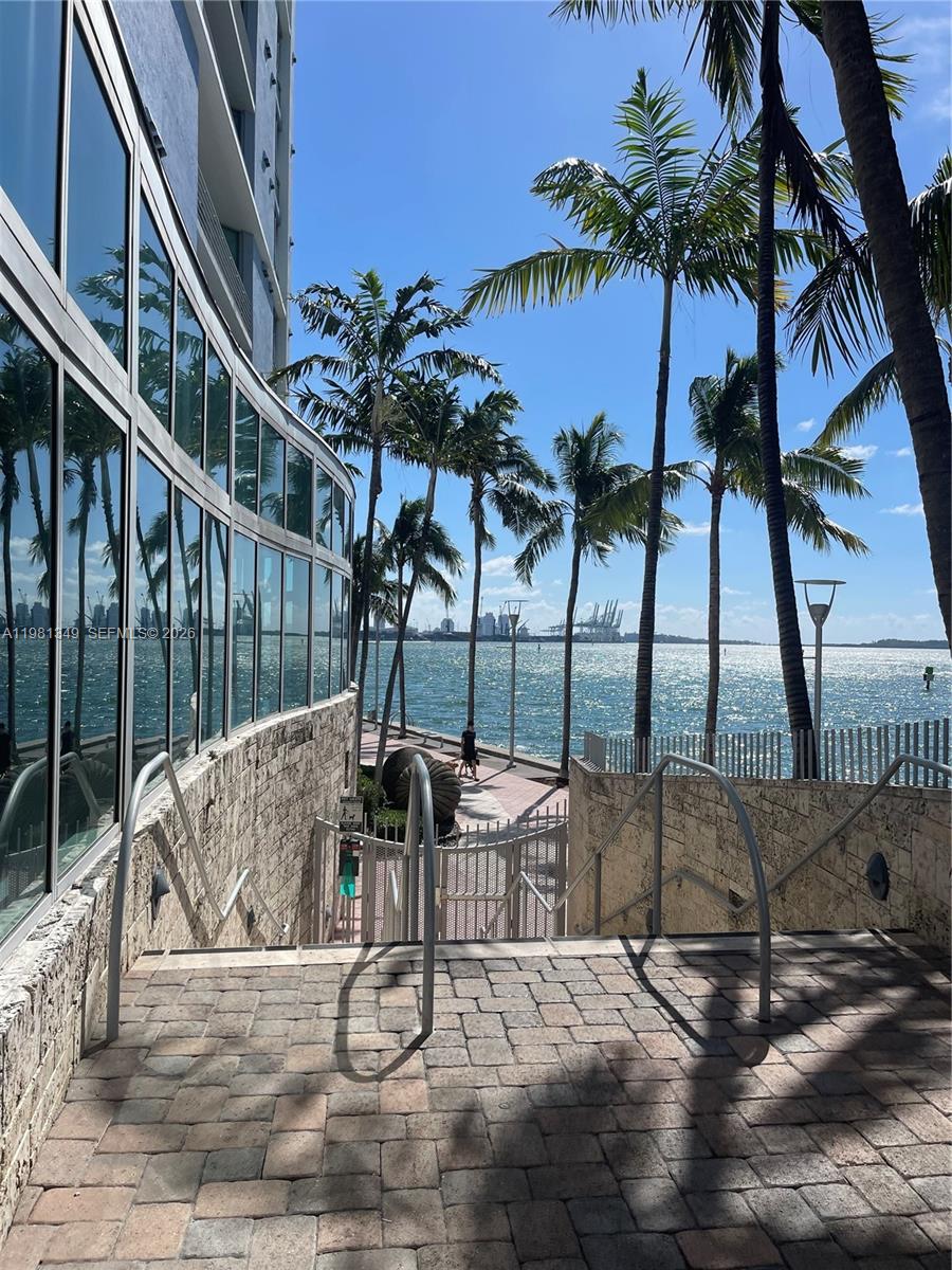 335 S Biscayne Blvd #3610, Miami FL 33131