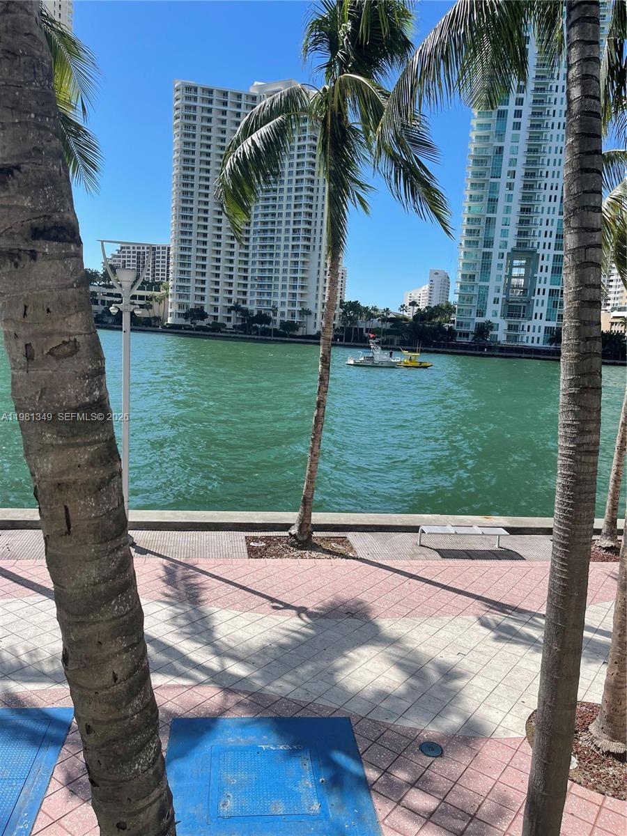 335 S Biscayne Blvd #3610, Miami FL 33131