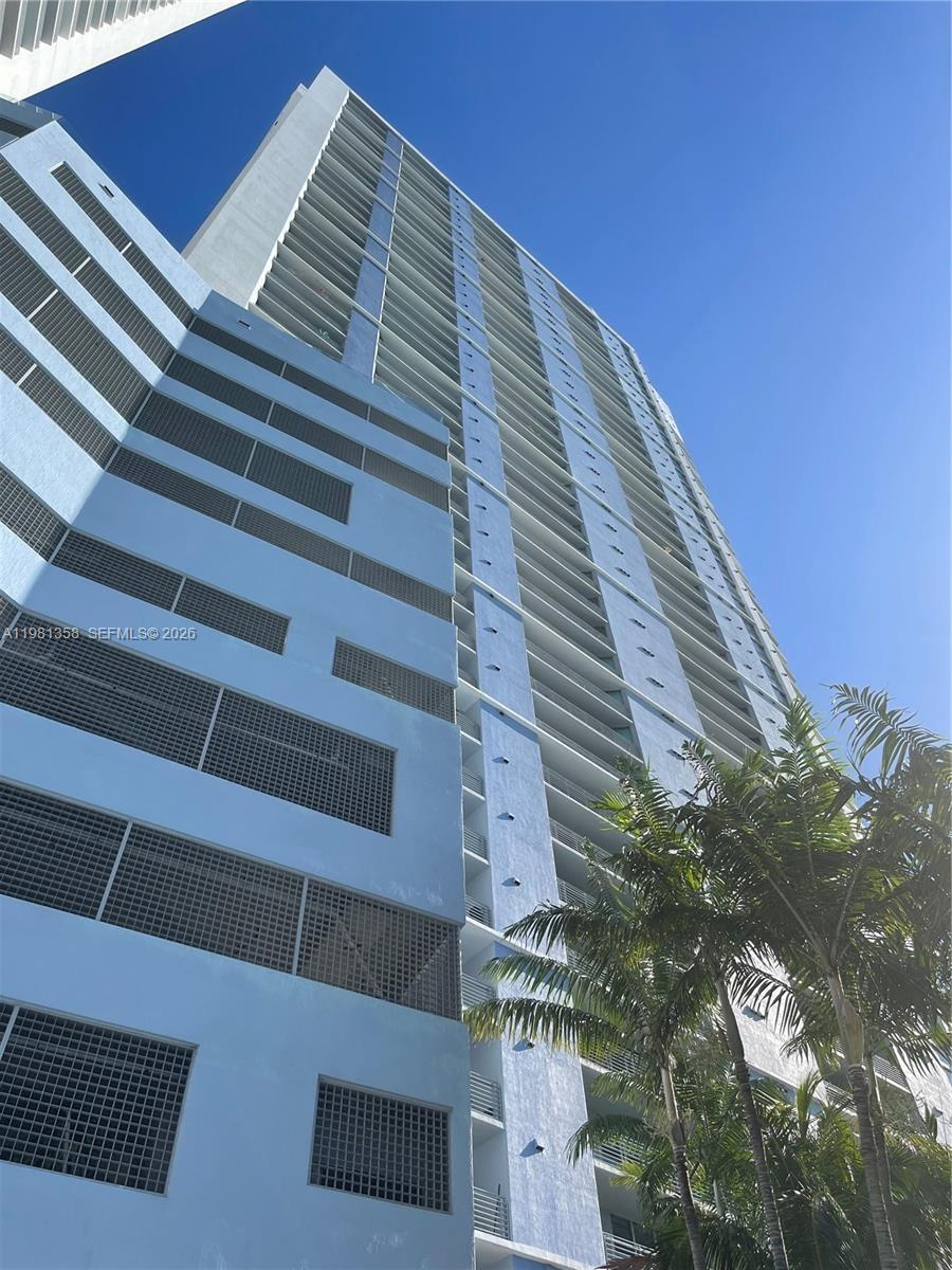 335 S Biscayne Blvd #3610, Miami FL 33131