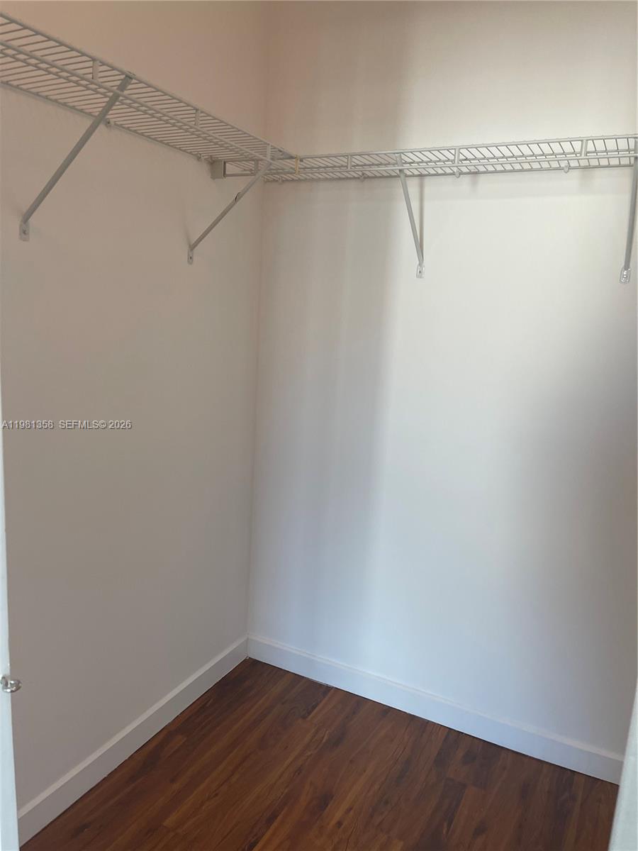 335 S Biscayne Blvd #3610, Miami FL 33131