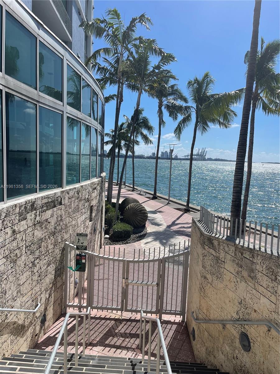 335 S Biscayne Blvd #3610, Miami FL 33131