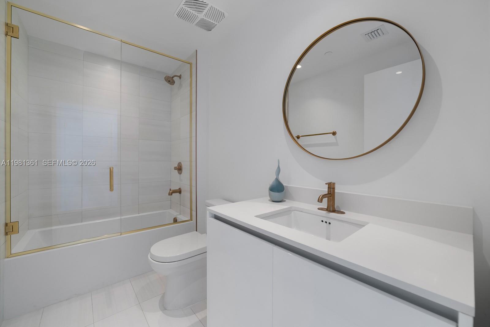 2678 Tigertail Ave #802, Coconut Grove FL 33133