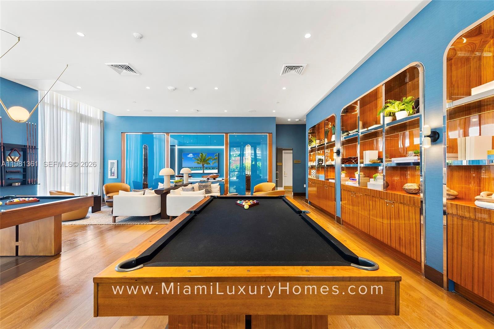 2678 Tigertail Ave #802, Coconut Grove FL 33133
