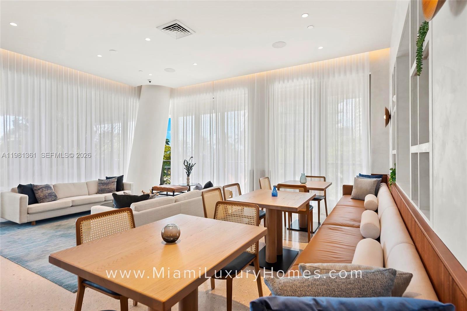 2678 Tigertail Ave #802, Coconut Grove FL 33133