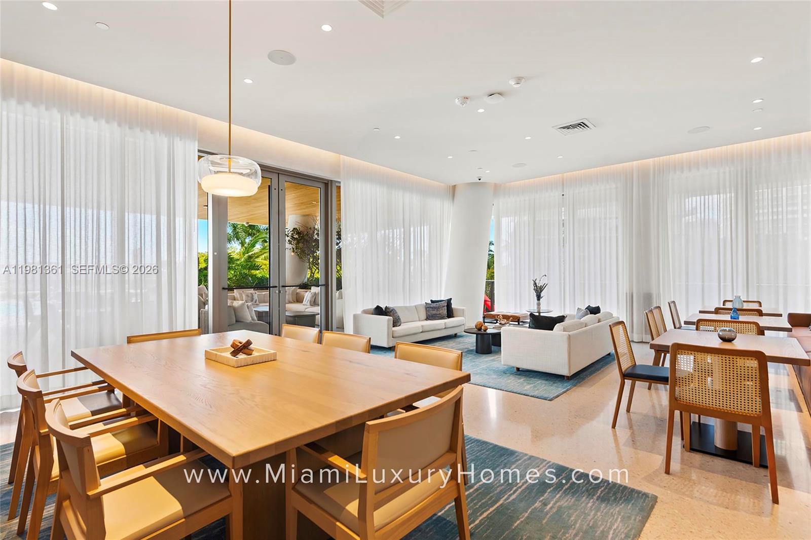 2678 Tigertail Ave #802, Coconut Grove FL 33133