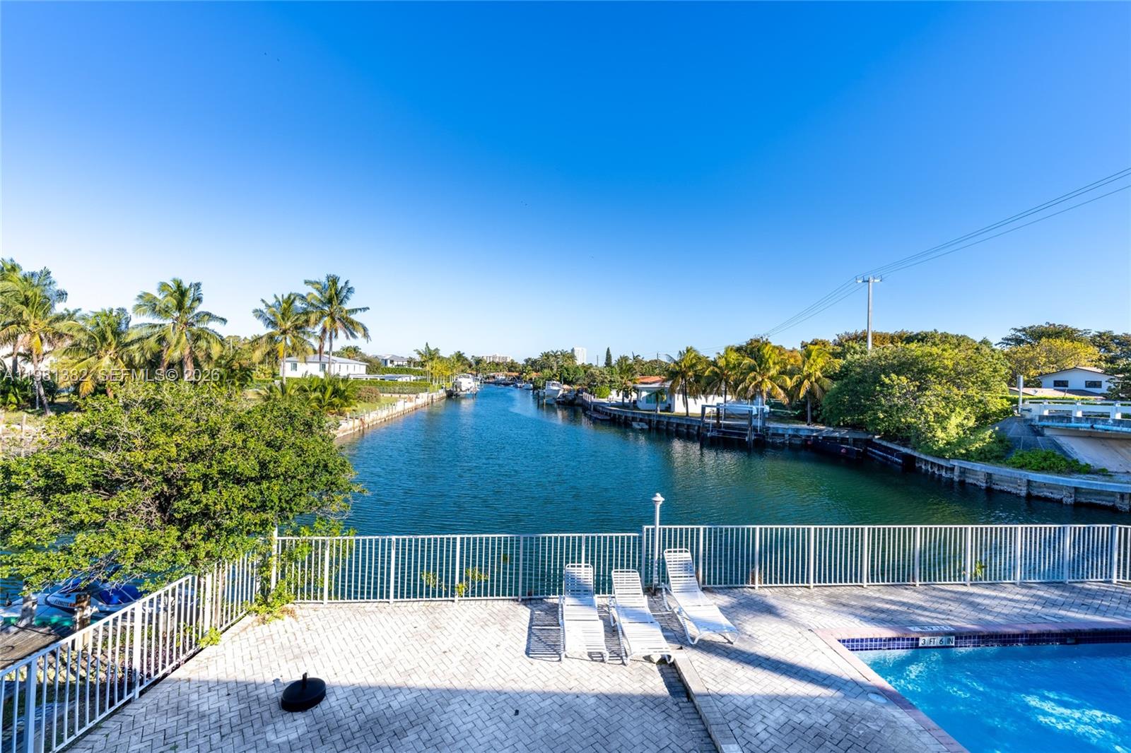 2225 NE 123rd St #215, North Miami FL 33181