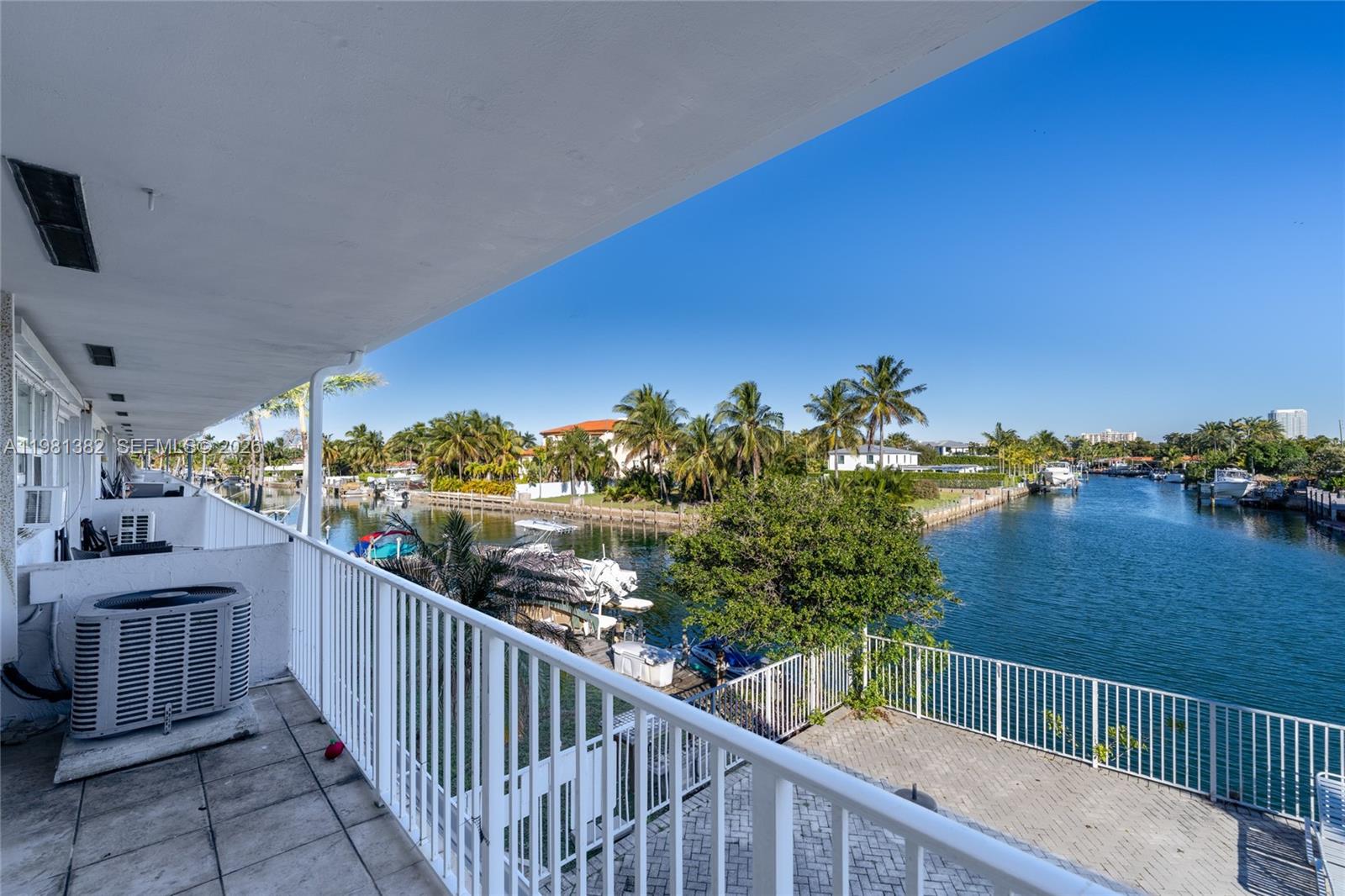 2225 NE 123rd St #215, North Miami FL 33181
