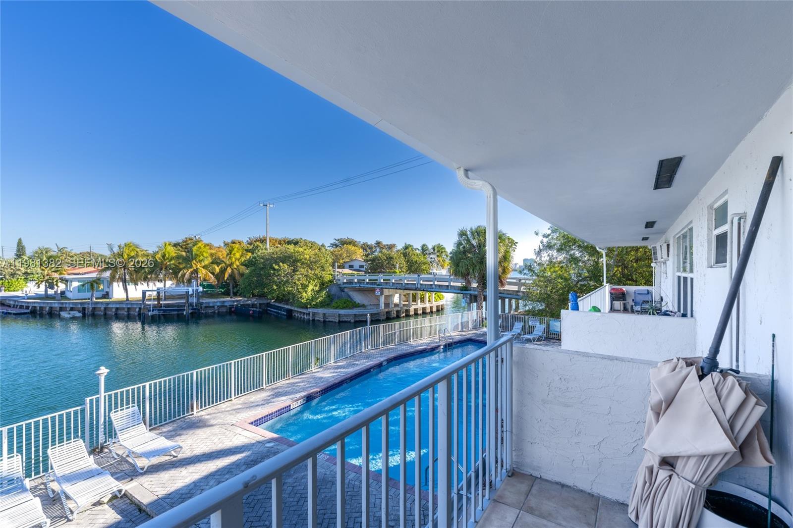 2225 NE 123rd St #215, North Miami FL 33181