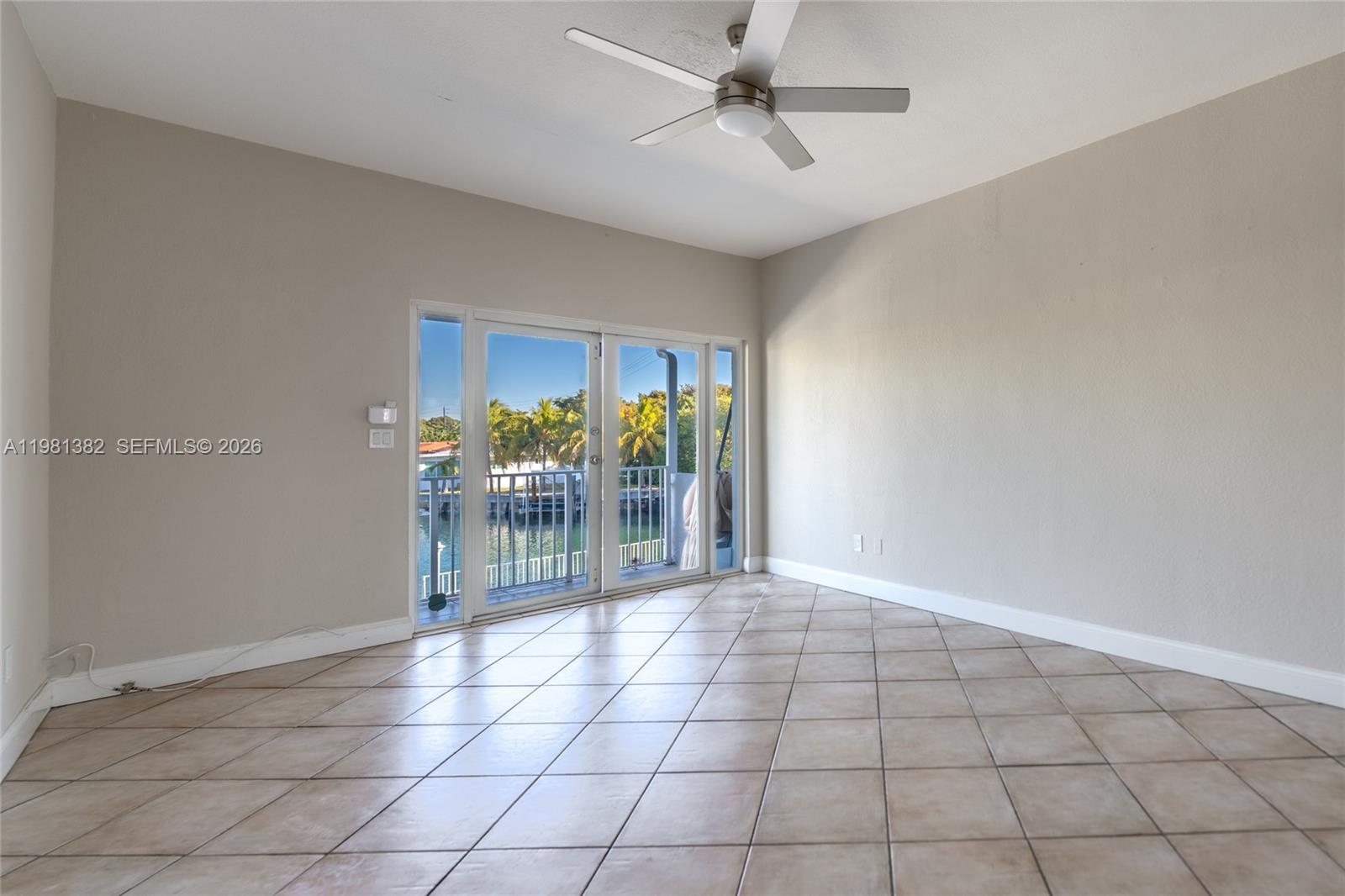 2225 NE 123rd St #215, North Miami FL 33181