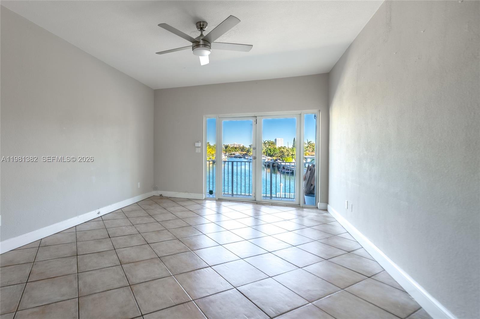 2225 NE 123rd St #215, North Miami FL 33181