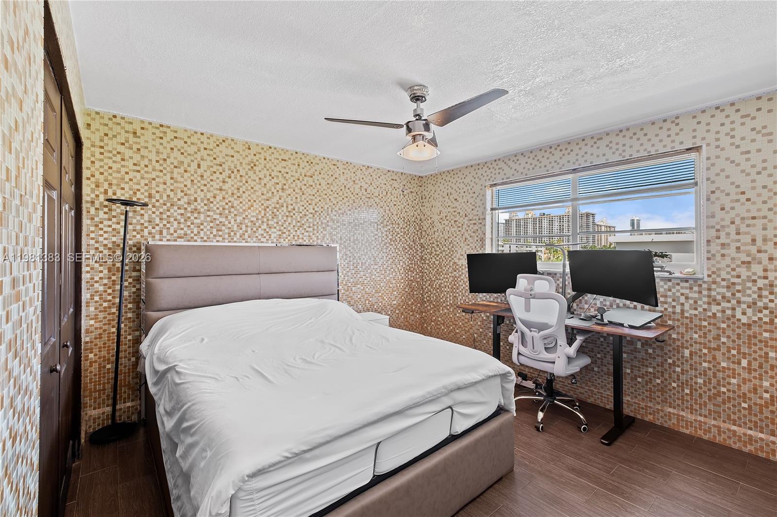 3665 NE 167th St #409, North Miami Beach FL 33160