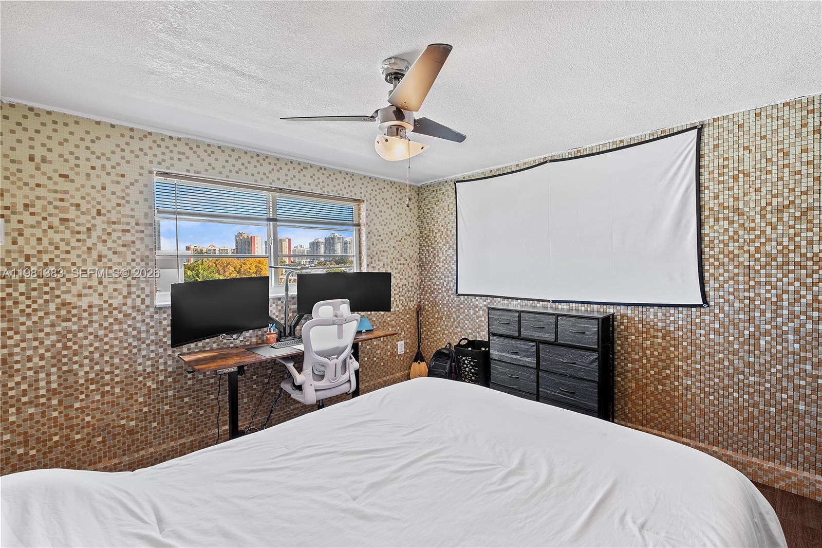 3665 NE 167th St #409, North Miami Beach FL 33160