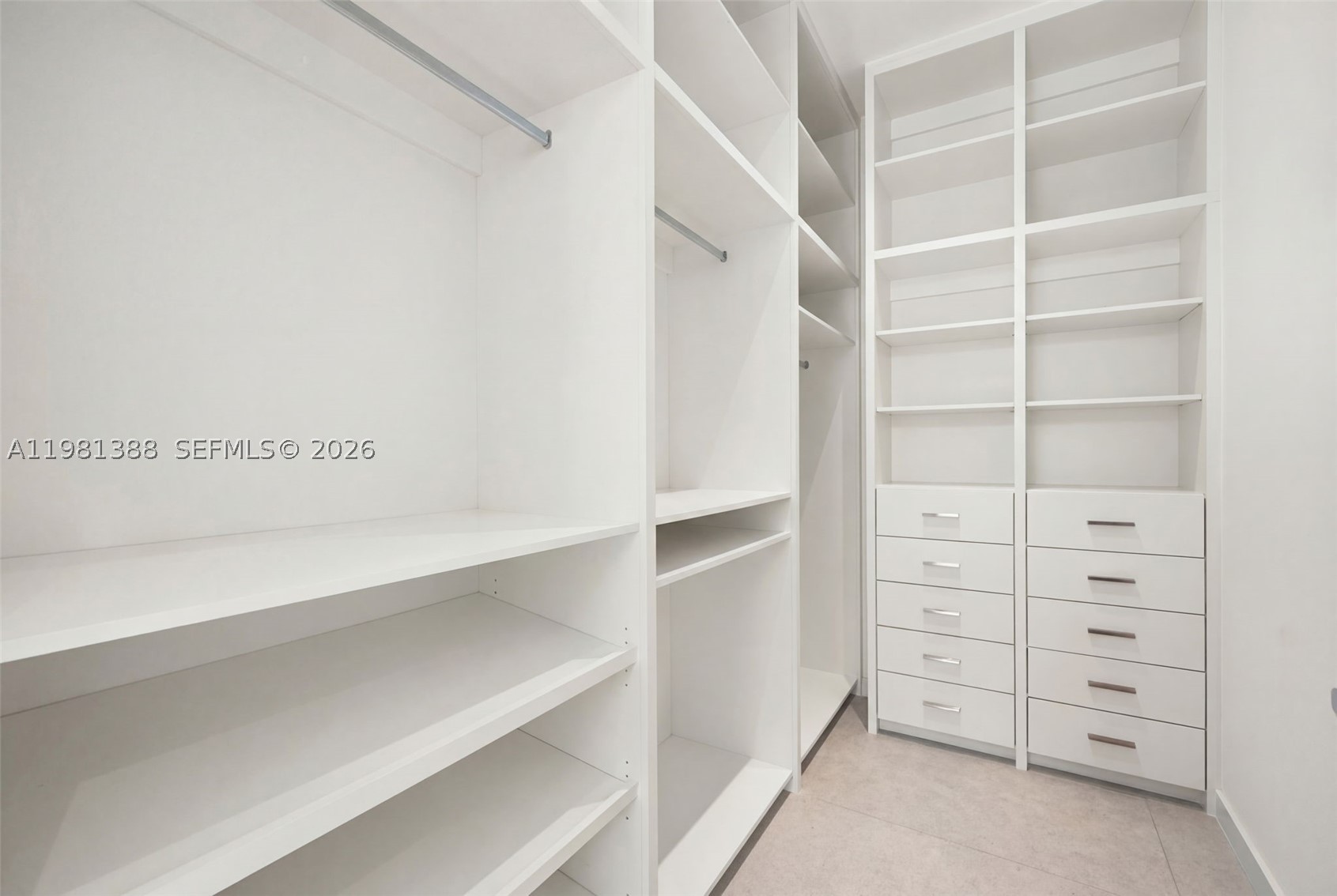 7700 SW 50th Ct, Miami FL 33143