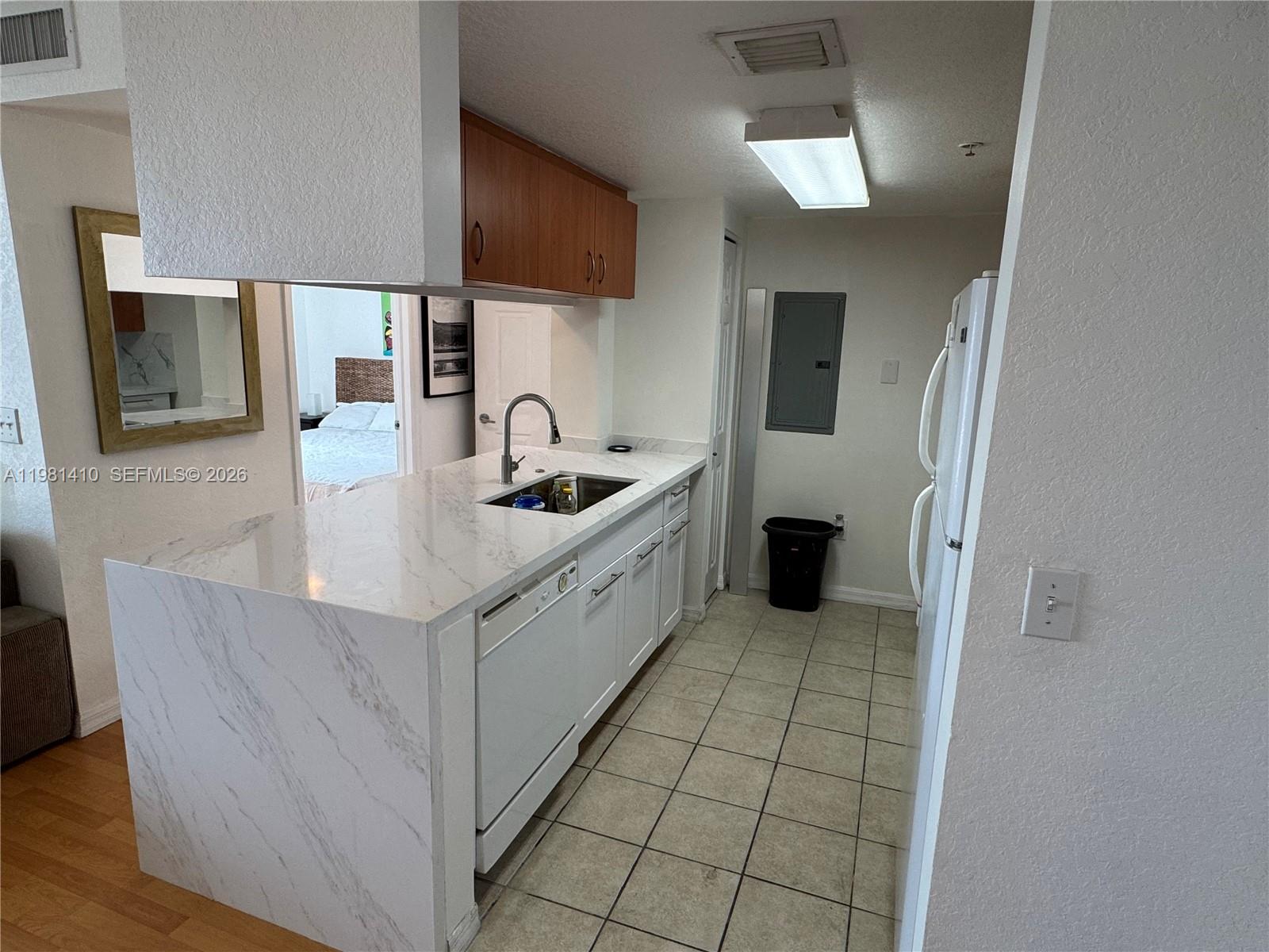 816 NW 11th St #1108, Miami FL 33136