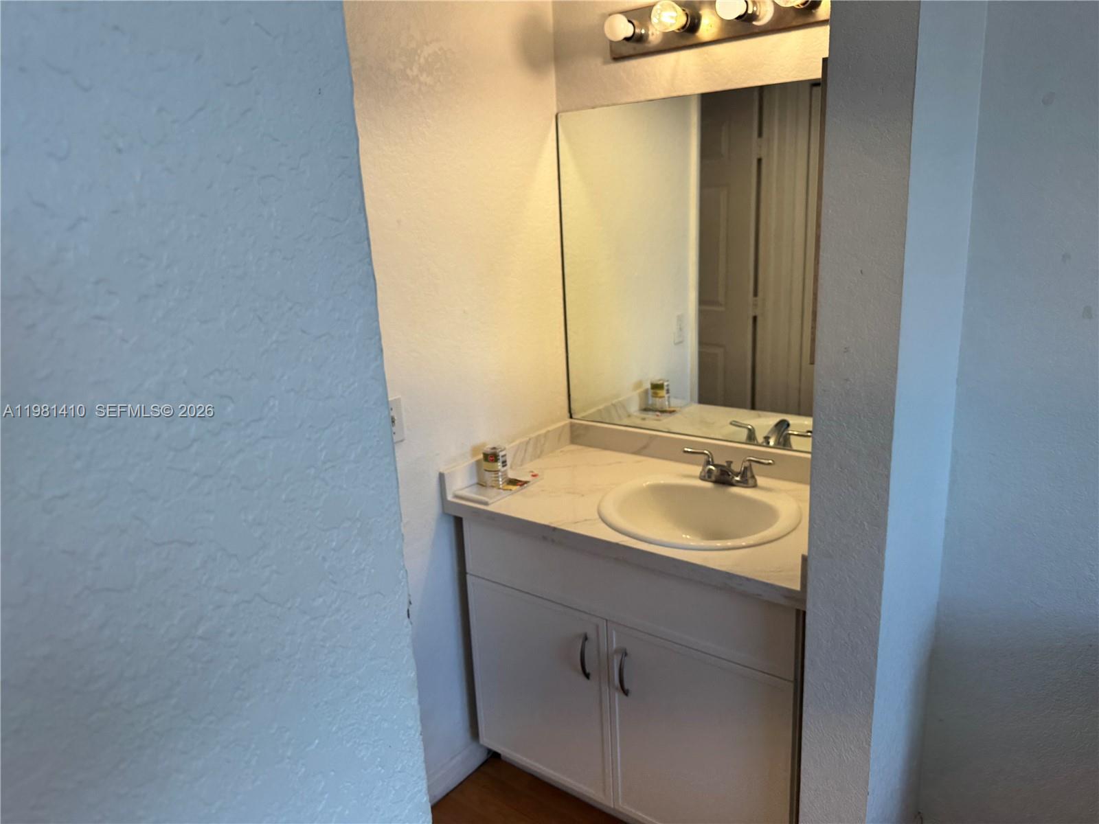 816 NW 11th St #1108, Miami FL 33136