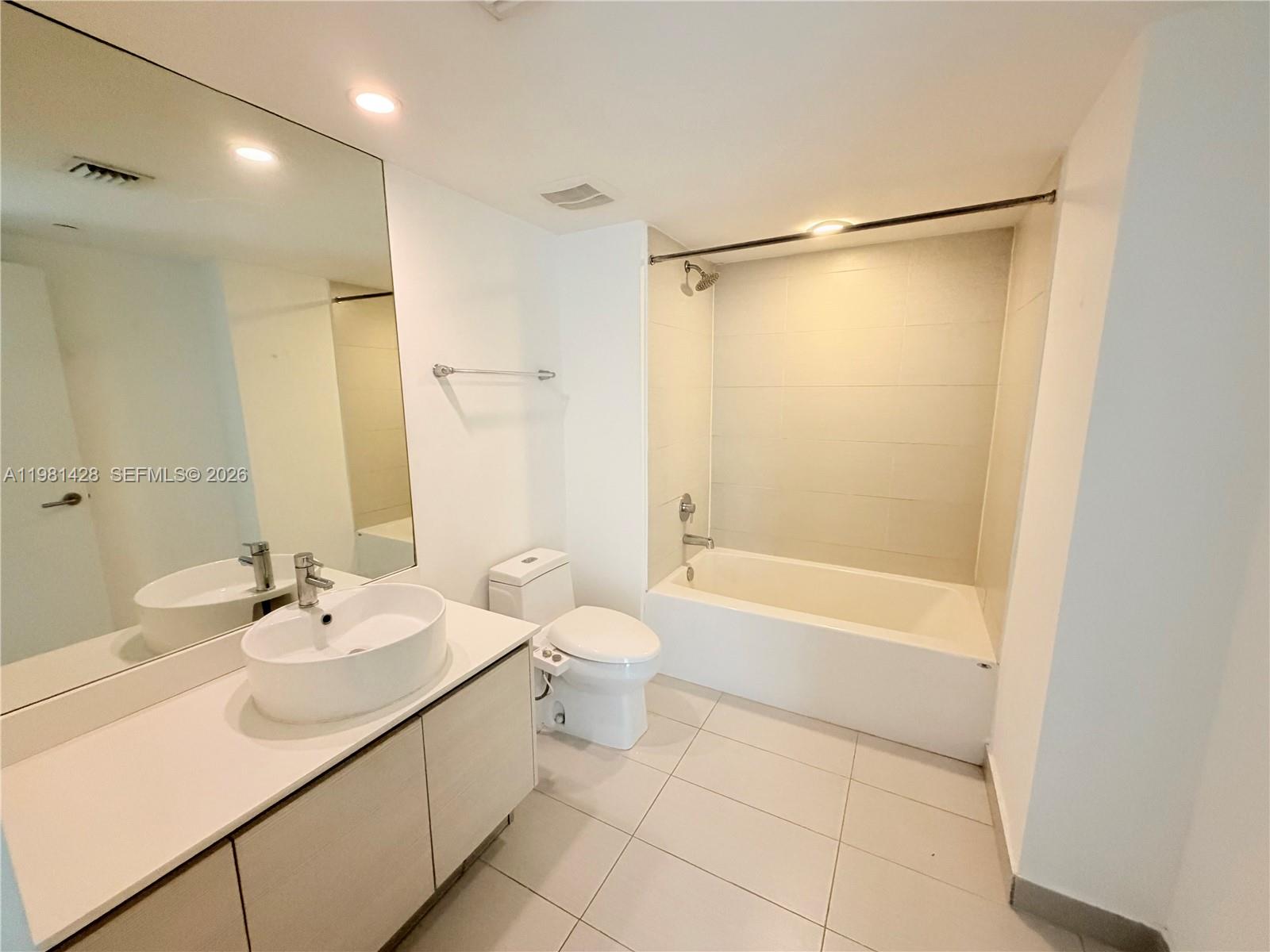 4250 Biscayne Blvd #1014, Miami FL 33137