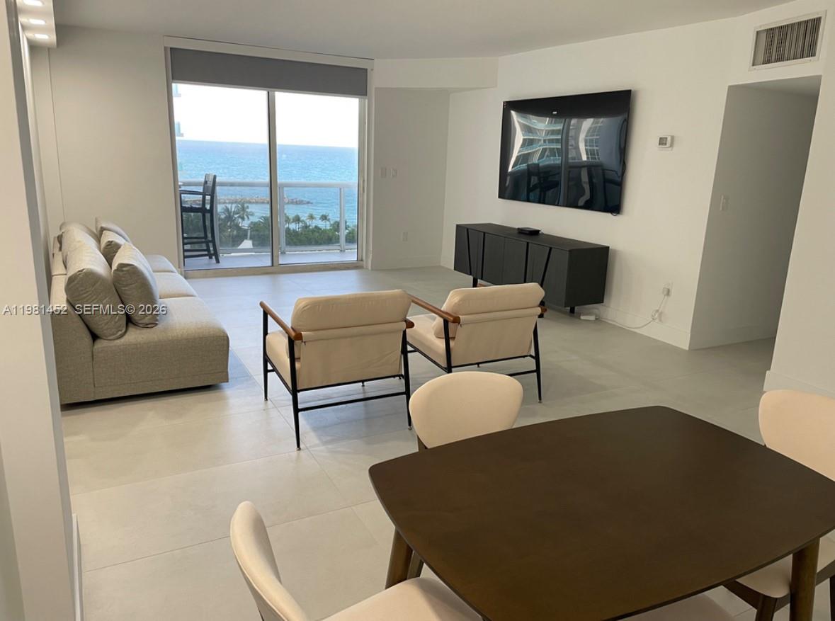 10275 Collins Ave #933, Bal Harbour FL 33154