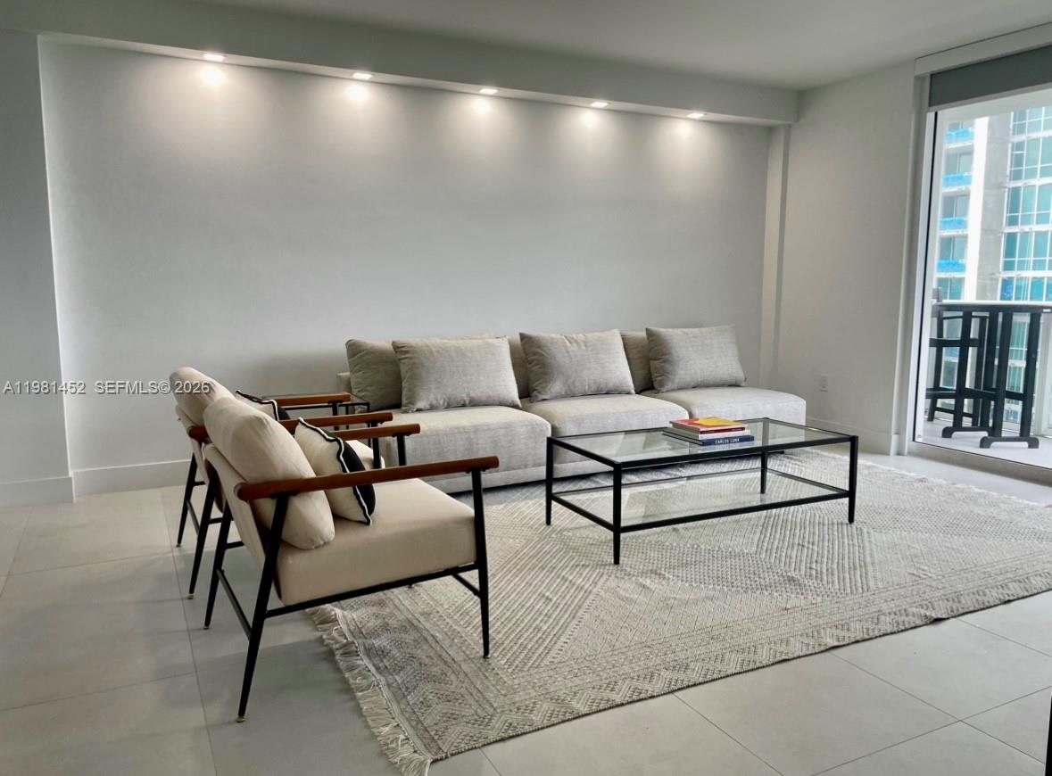 10275 Collins Ave #933, Bal Harbour FL 33154