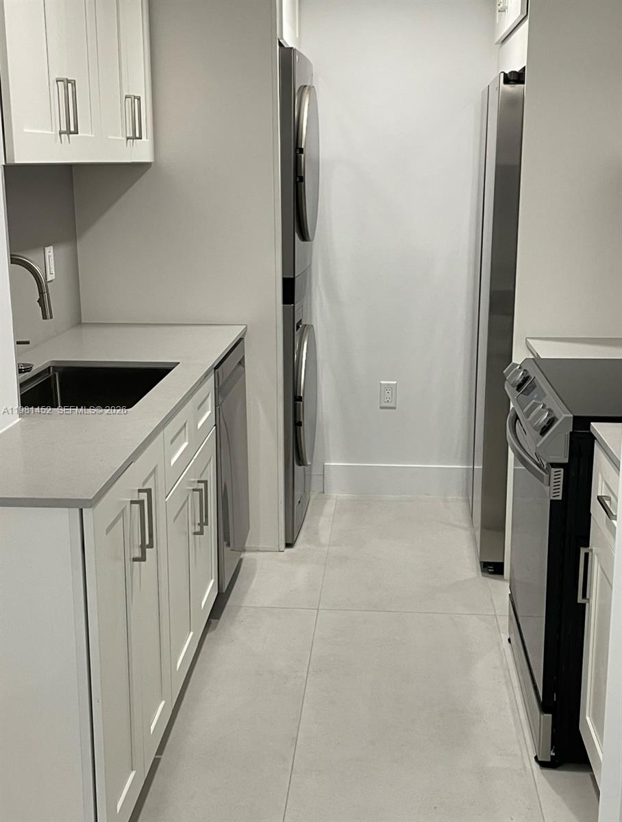 10275 Collins Ave #933, Bal Harbour FL 33154