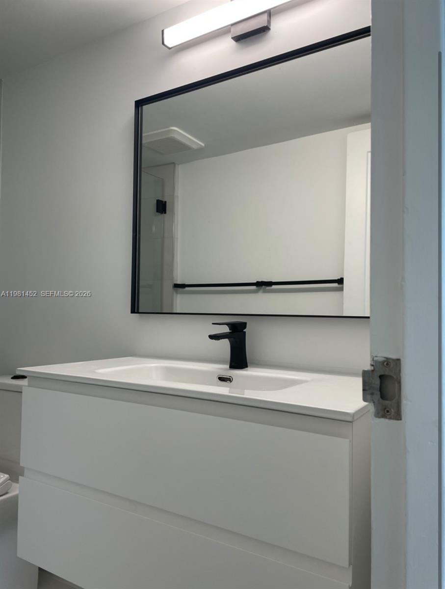 10275 Collins Ave #933, Bal Harbour FL 33154
