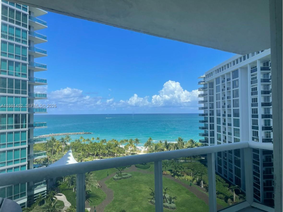 10275 Collins Ave #933, Bal Harbour FL 33154
