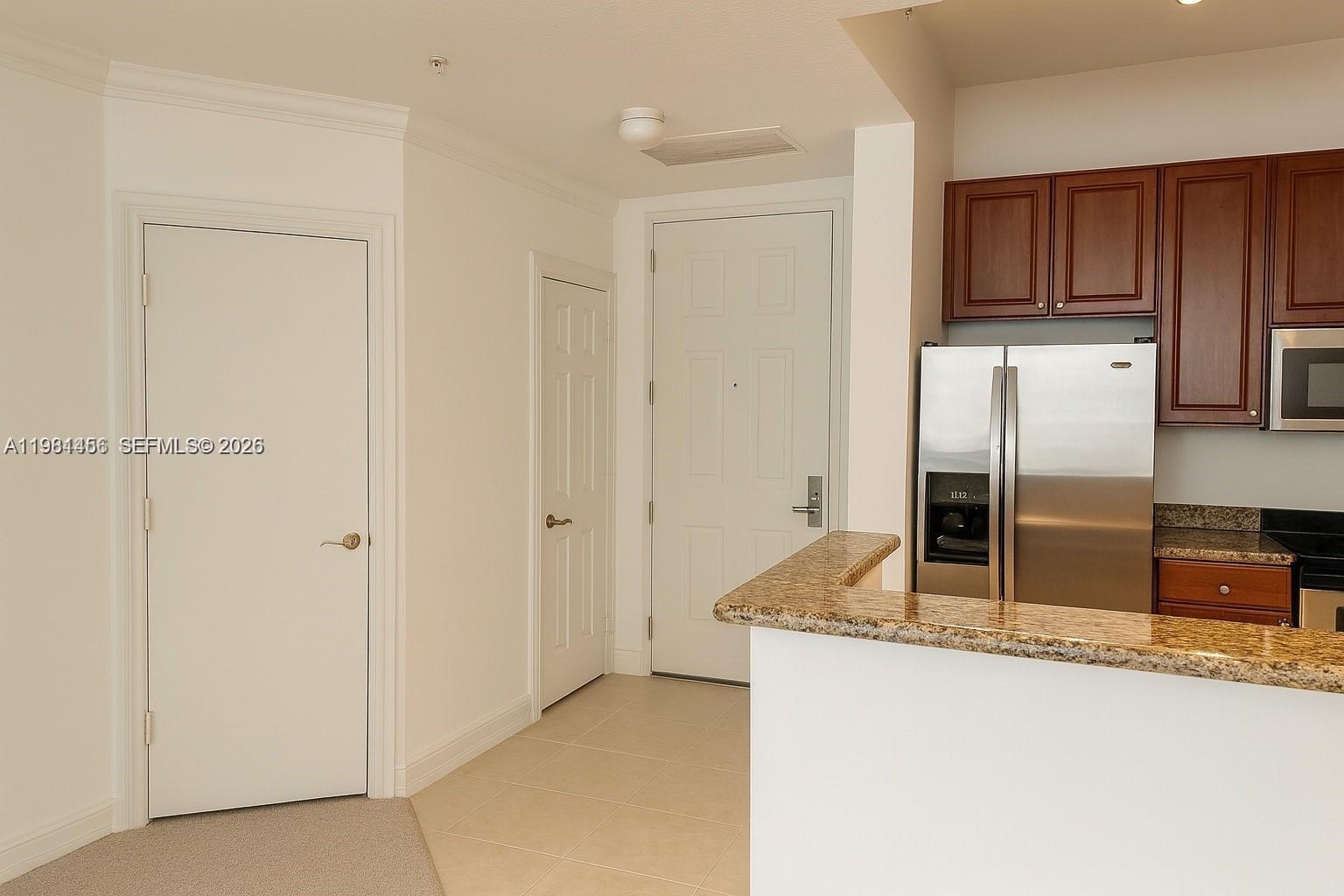 3001 NE 185th St #222, Aventura FL 33180