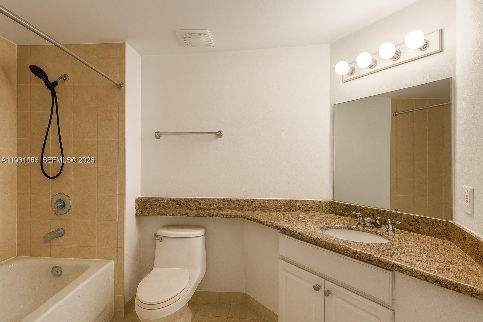 3001 NE 185th St #222, Aventura FL 33180