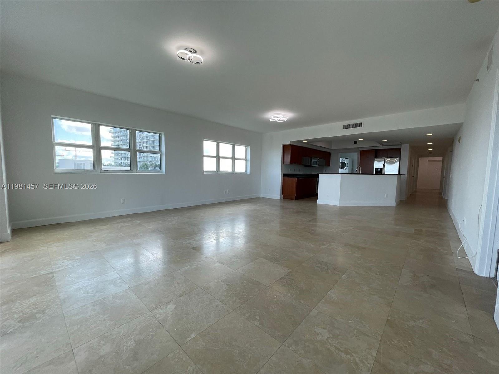 14951 Royal Oaks Ln #709, North Miami FL 33181