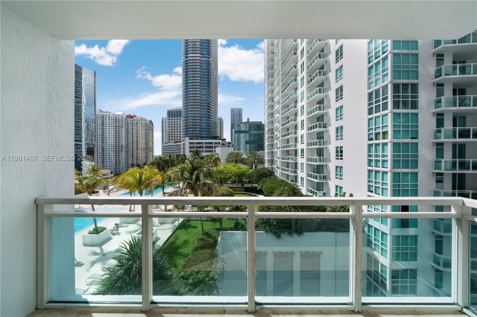 950 Brickell Bay Dr #1403, Miami FL 33131