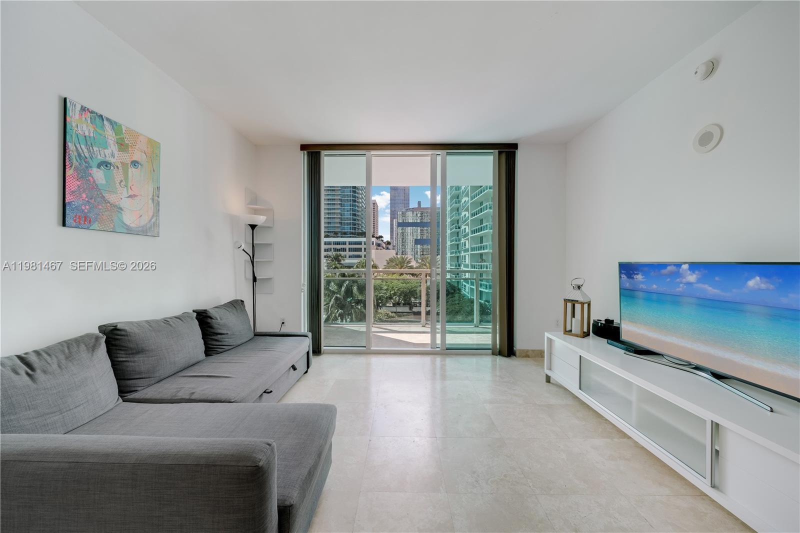 950 Brickell Bay Dr #1403, Miami FL 33131