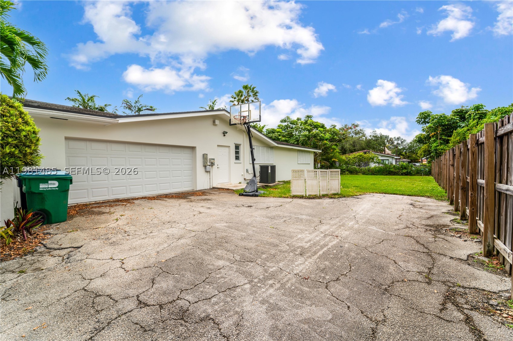 7970 SW 146th St, Palmetto Bay FL 33158