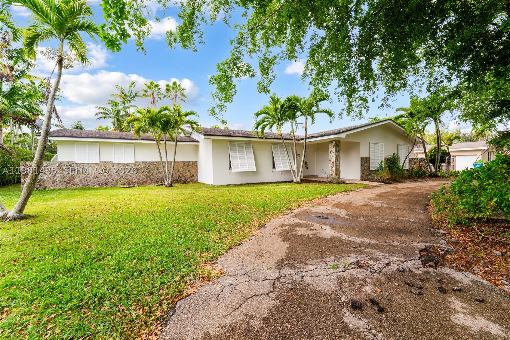 7970 SW 146th St, Palmetto Bay FL 33158