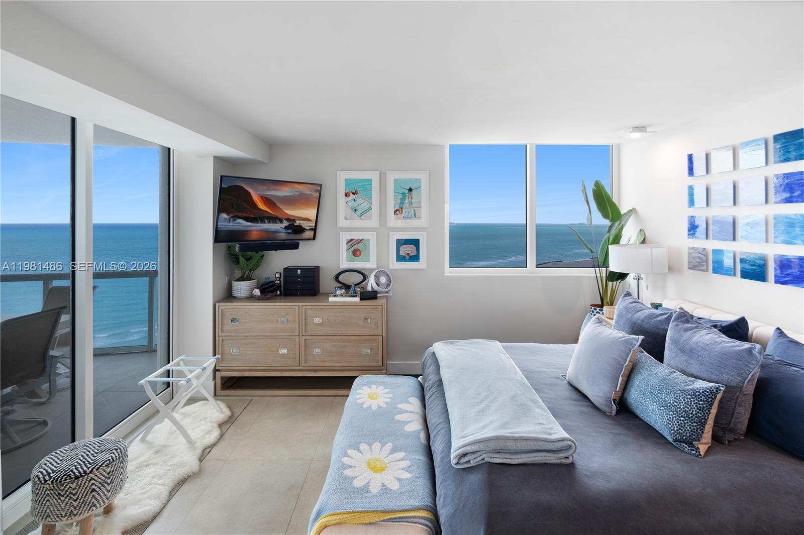 3801 Collins Ave #1906, Miami Beach FL 33140