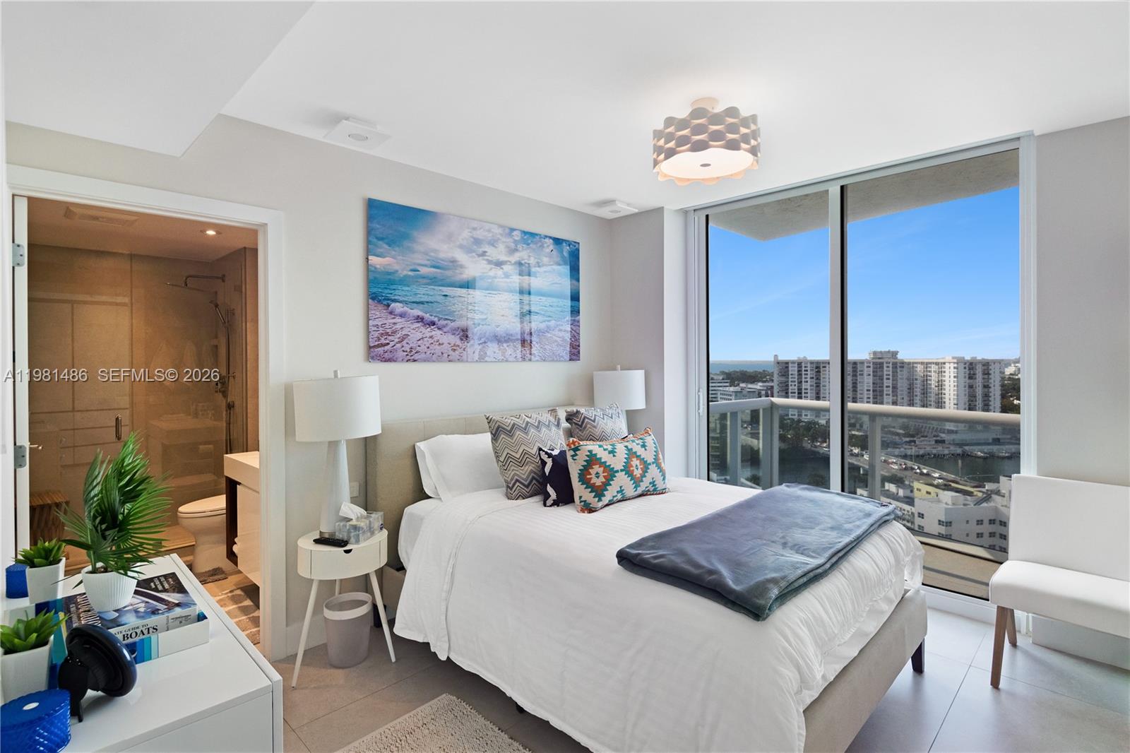 3801 Collins Ave #1906, Miami Beach FL 33140