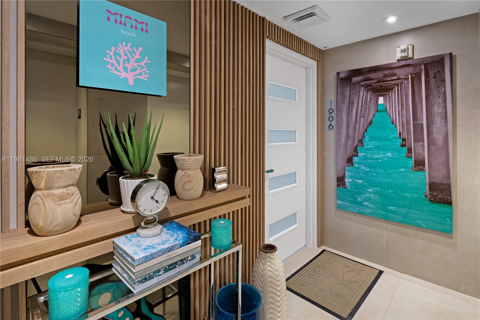 3801 Collins Ave #1906, Miami Beach FL 33140