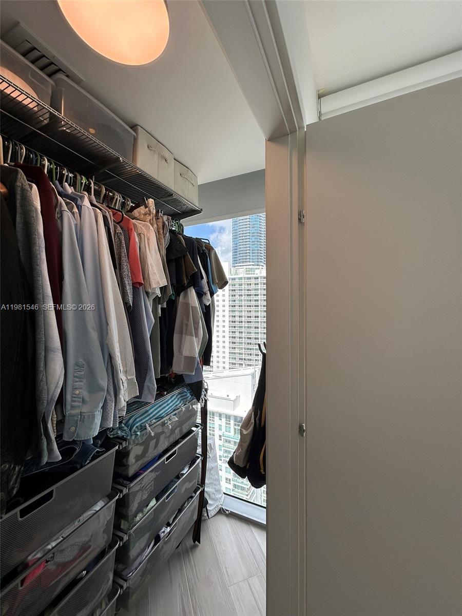 1300 Brickell Bay Dr #3406, Miami FL 33131