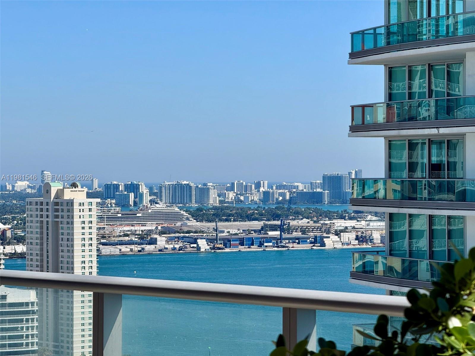 1300 Brickell Bay Dr #3406, Miami FL 33131