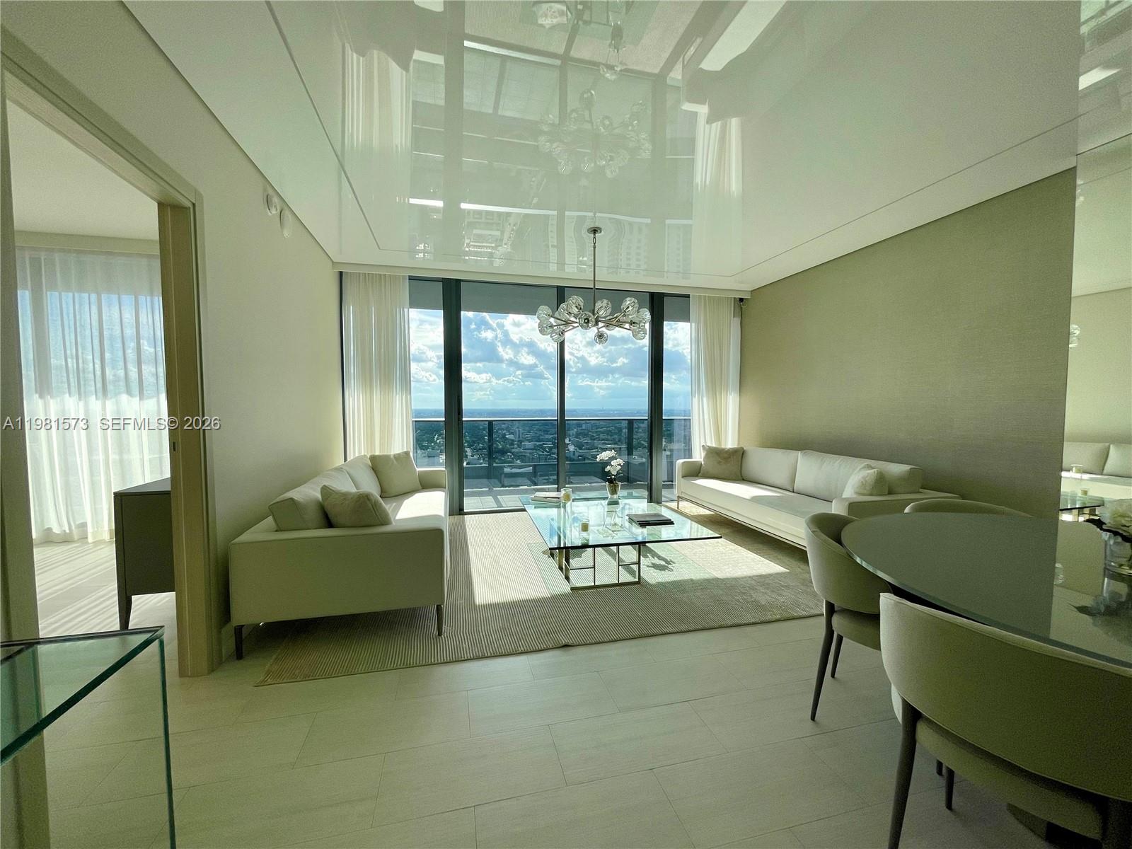 1000 Brickell Plaza #4410, Miami FL 33131