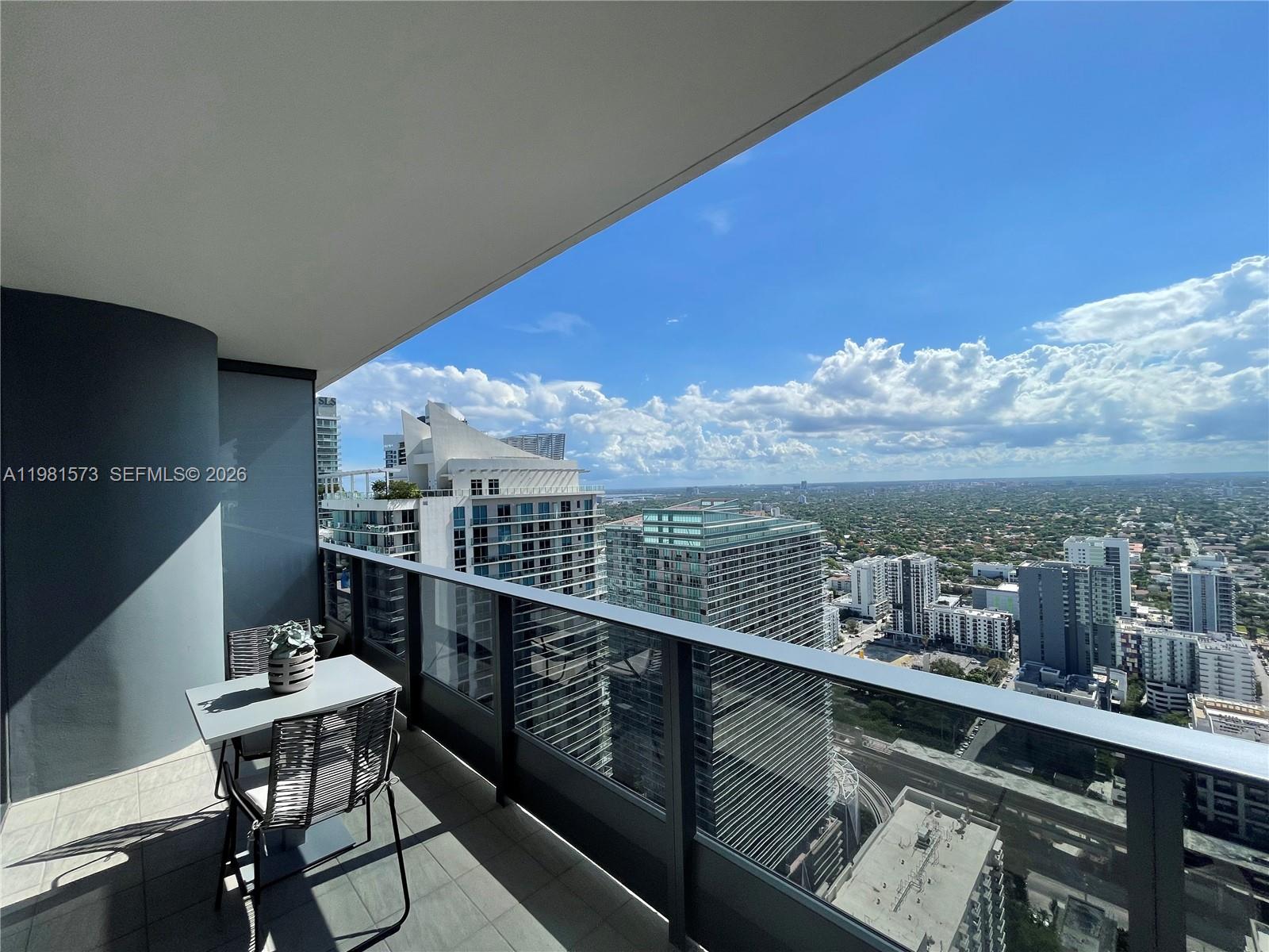1000 Brickell Plaza #4410, Miami FL 33131