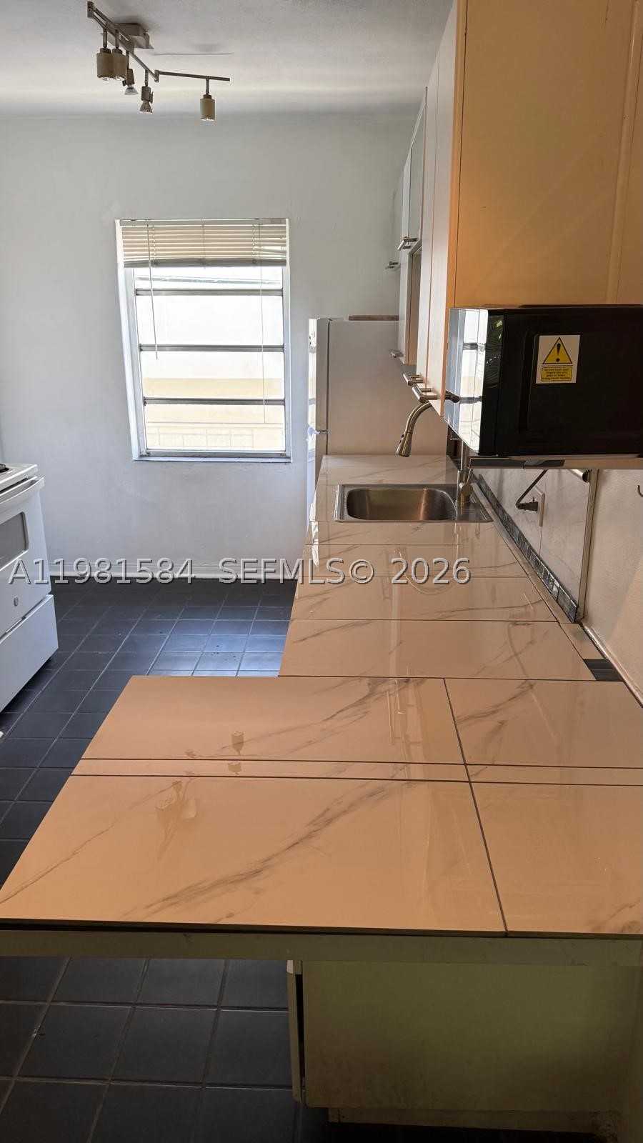 424 NE 82nd St #4C, Miami FL 33138
