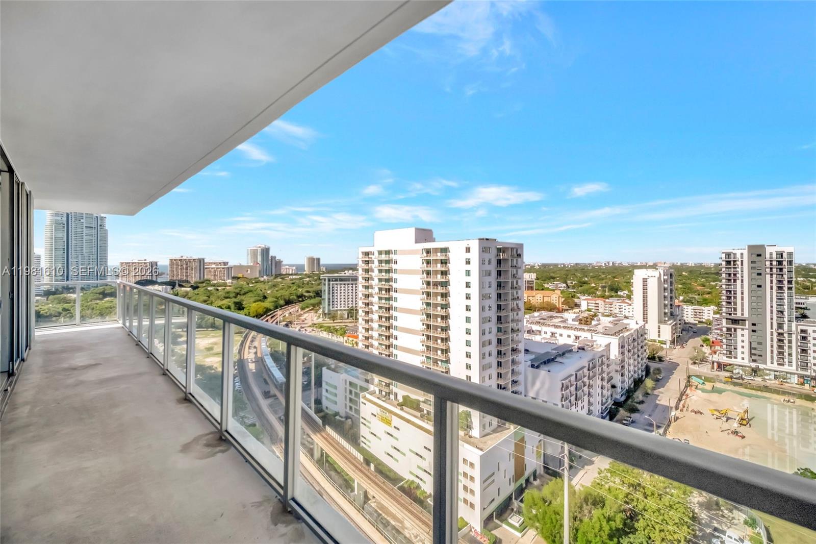79 SW 12th St #2201-S, Miami FL 33130