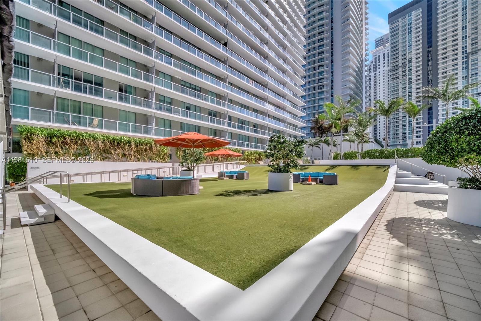 79 SW 12th St #2201-S, Miami FL 33130