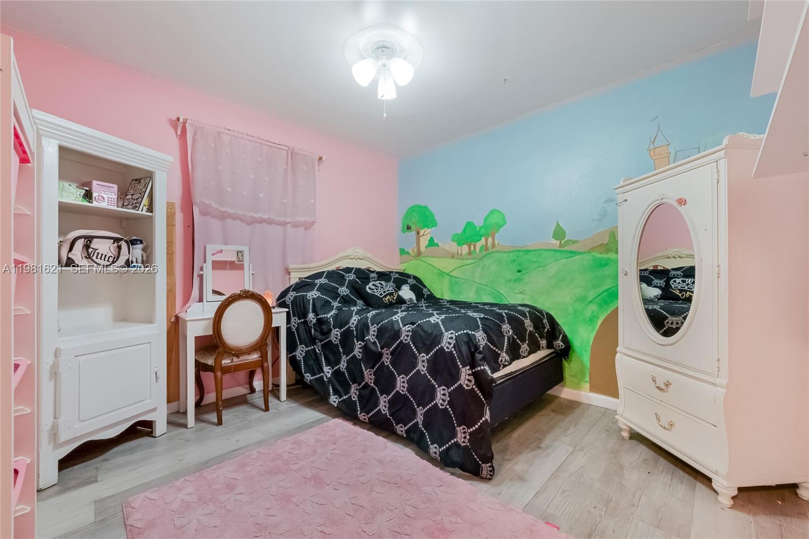 6350 NW 39th Ter, Virginia Gardens FL 33166