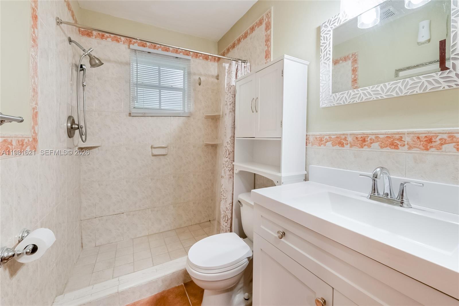 6350 NW 39th Ter, Virginia Gardens FL 33166